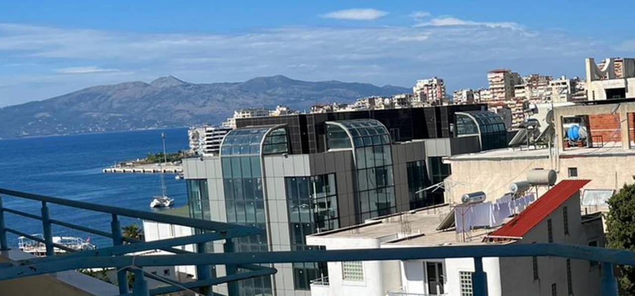 Saranda City Center & Beach Apartament 2 Bed Room Bagian luar foto