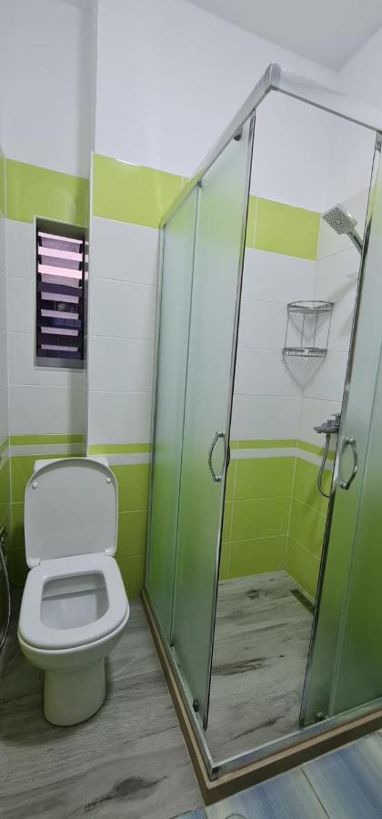 Saranda City Center & Beach Apartament 2 Bed Room Bagian luar foto