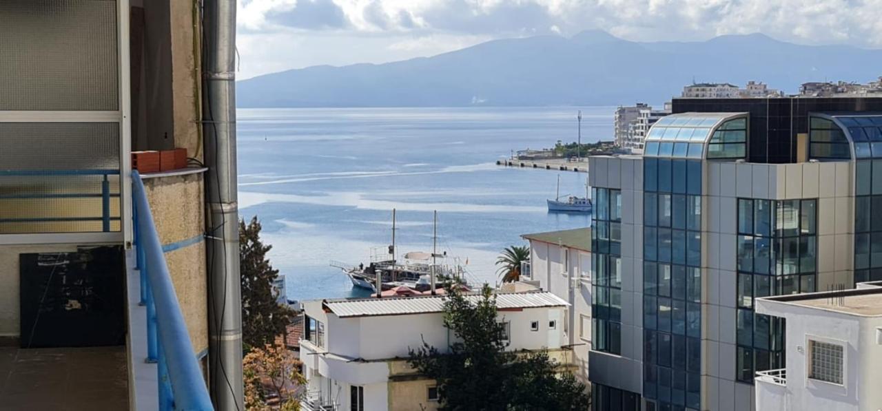 Saranda City Center & Beach Apartament 2 Bed Room Bagian luar foto